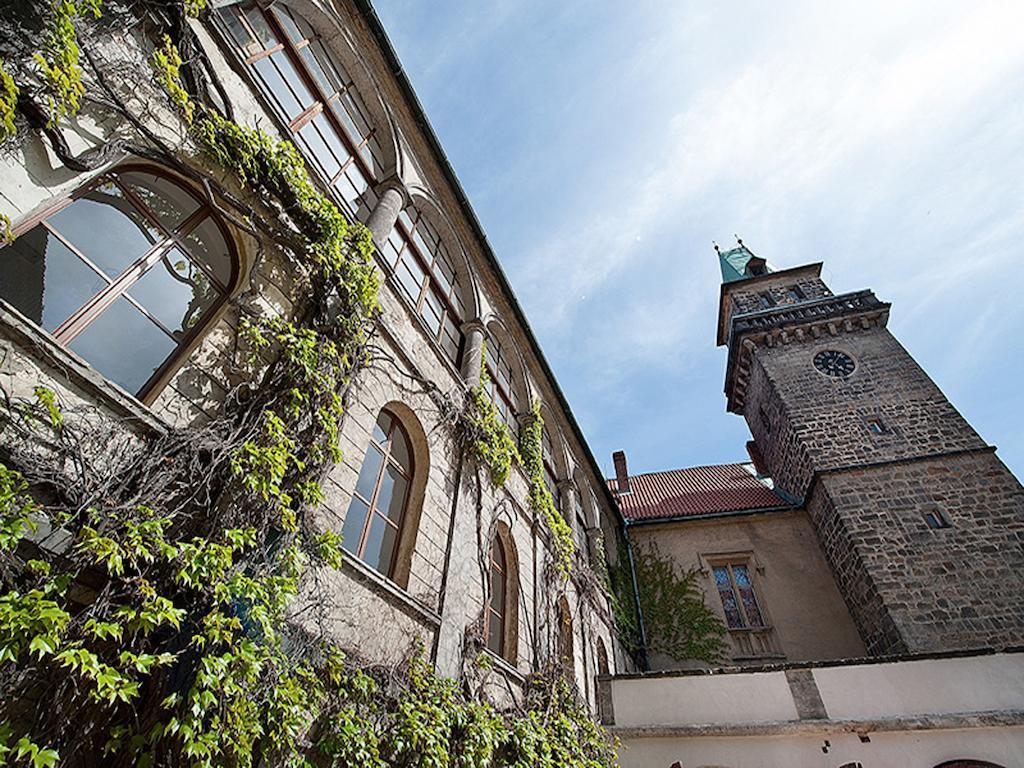 Ea Zamecky Hotel Hrubá Skála Buitenkant foto