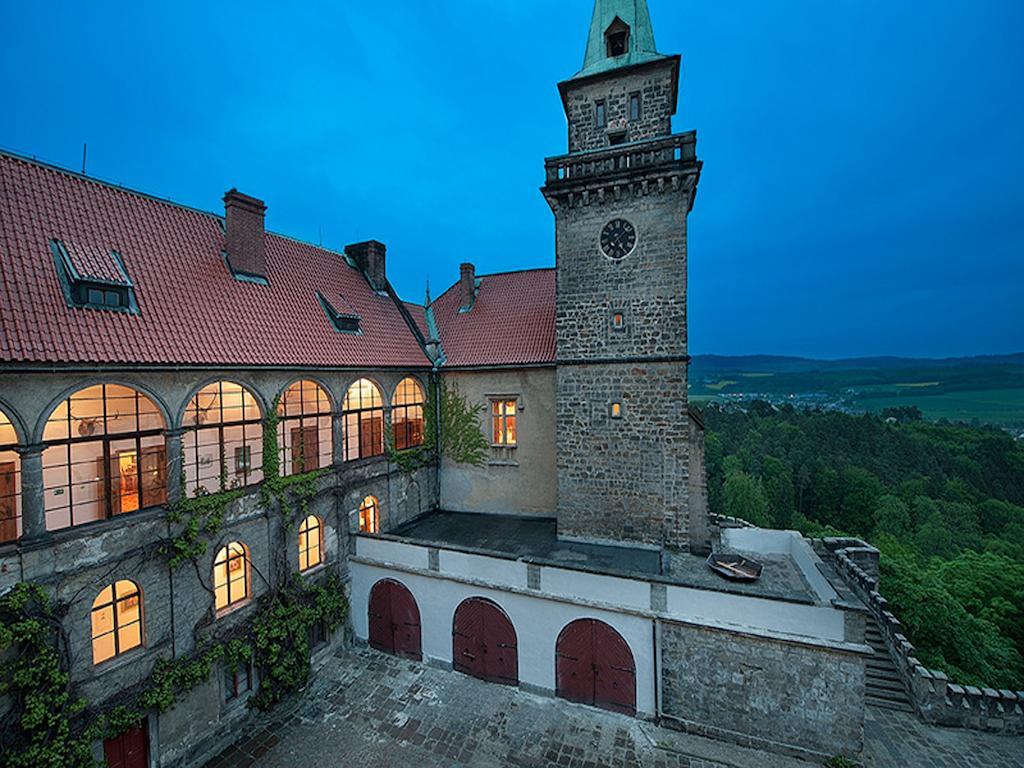 Ea Zamecky Hotel Hrubá Skála Buitenkant foto